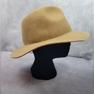 Olive & Pique 100% Wool Wide Brim Hat One Size in Beige